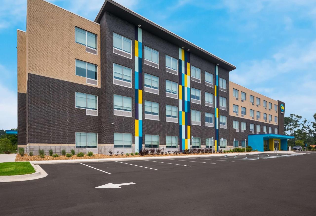 Tru By Hilton Novi Detroit Exterior foto